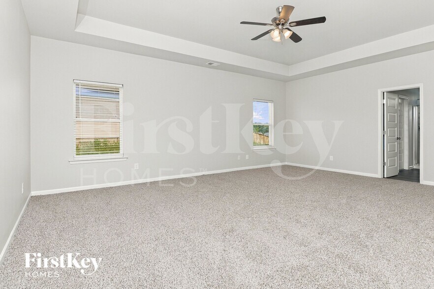 Building Photo - 126 Hadley Wy