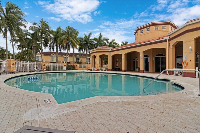 Building Photo - 12905 SW 31st Ct