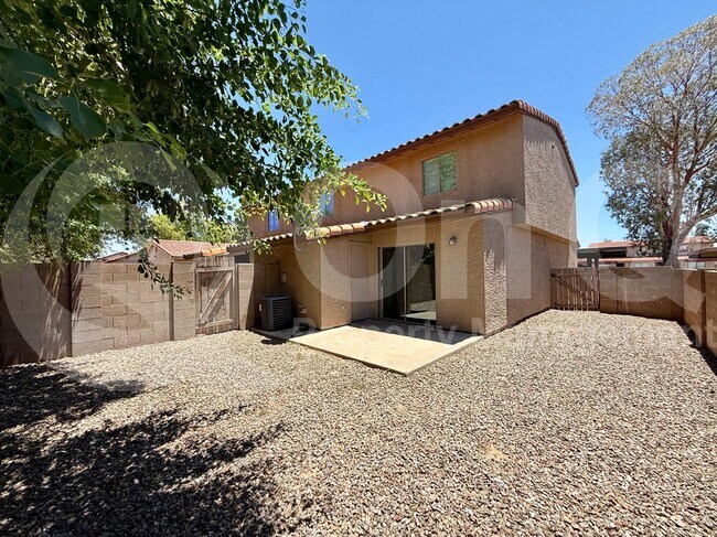 Building Photo - 6206 E Glencove St