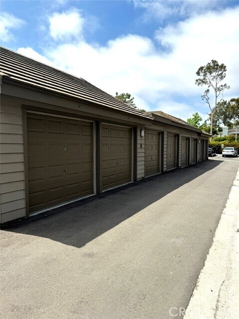 Building Photo - 1083 Shadowridge Dr