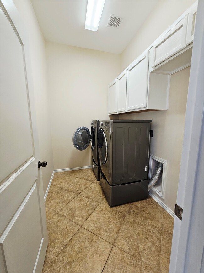 Building Photo - 14715 E Ginger Spice Ct