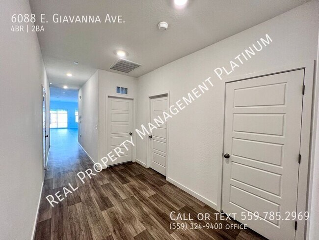 Building Photo - 6088 E Giavanna Ave