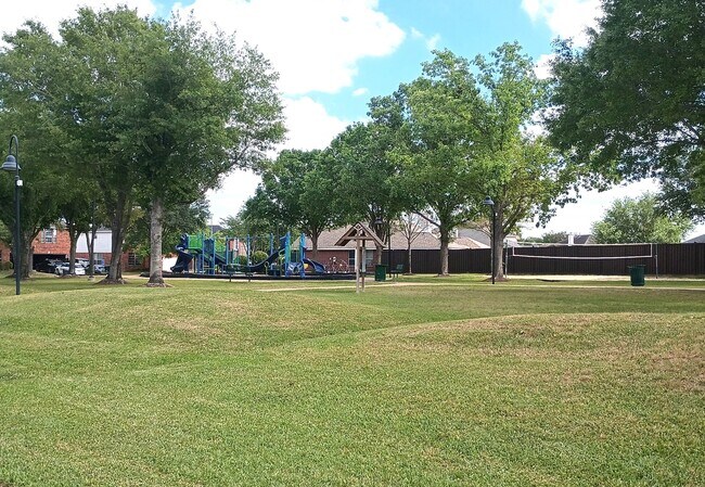 Building Photo - 16527 Beckland Ln