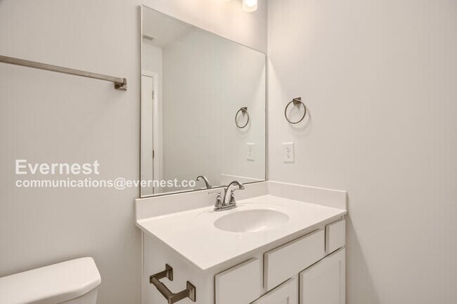 Building Photo - 219 Ansley Wy