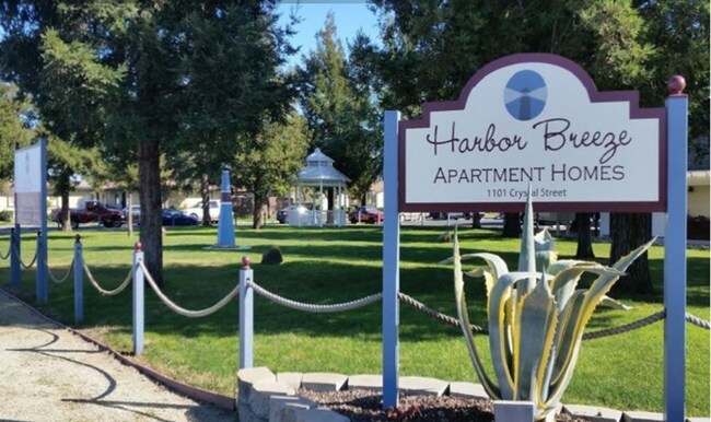 Interior Photo - Harbor Breeze