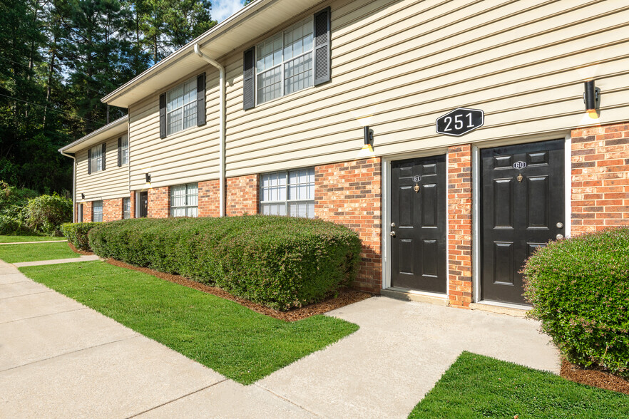 Building Photo - The Villas at Garden Way