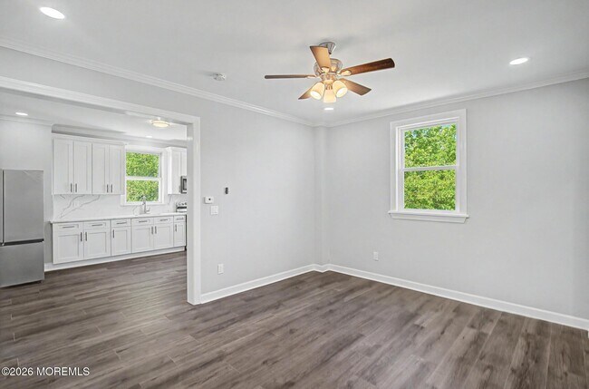 Building Photo - 605 NJ-35