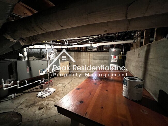 Building Photo - Charming East Sacramento 1bd/1ba - Must See!