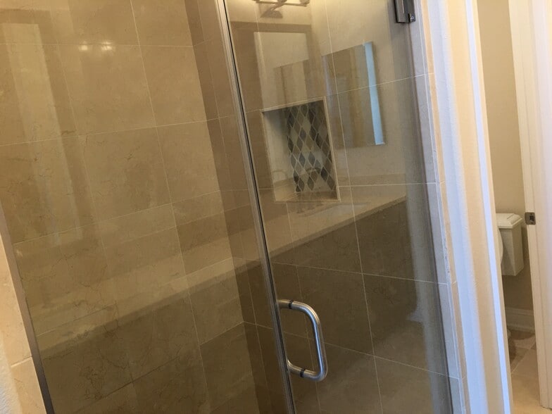 Master bath shower - 1964 Sage Loop