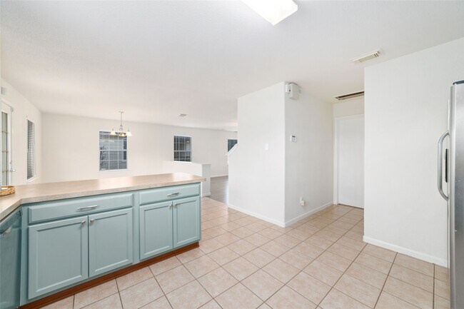 Building Photo - 21311 Shadow River Ln