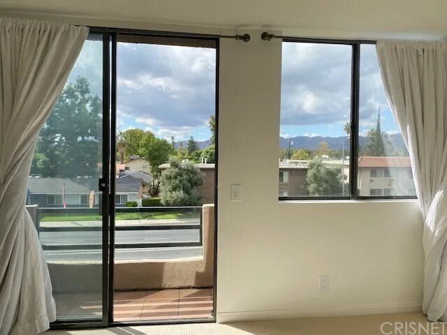 Building Photo - 7826 Topanga Canyon Blvd