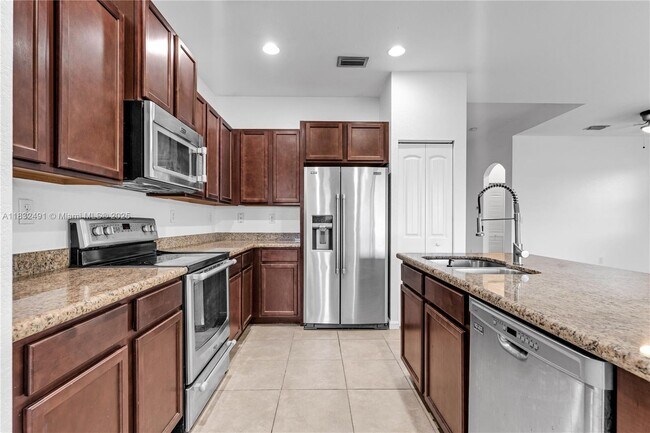 Building Photo - 28381 SW 128th Pl
