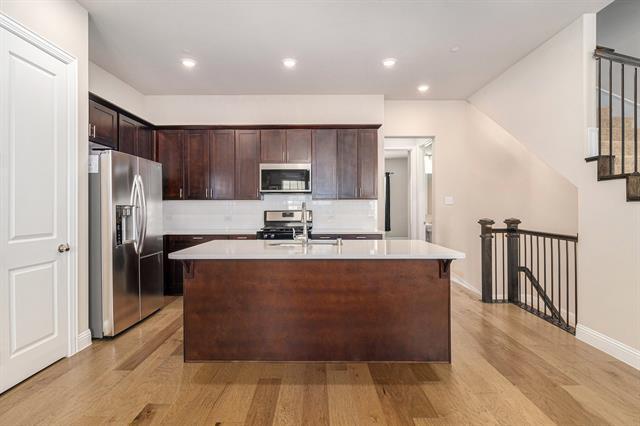 Building Photo - 315 Ferndale St