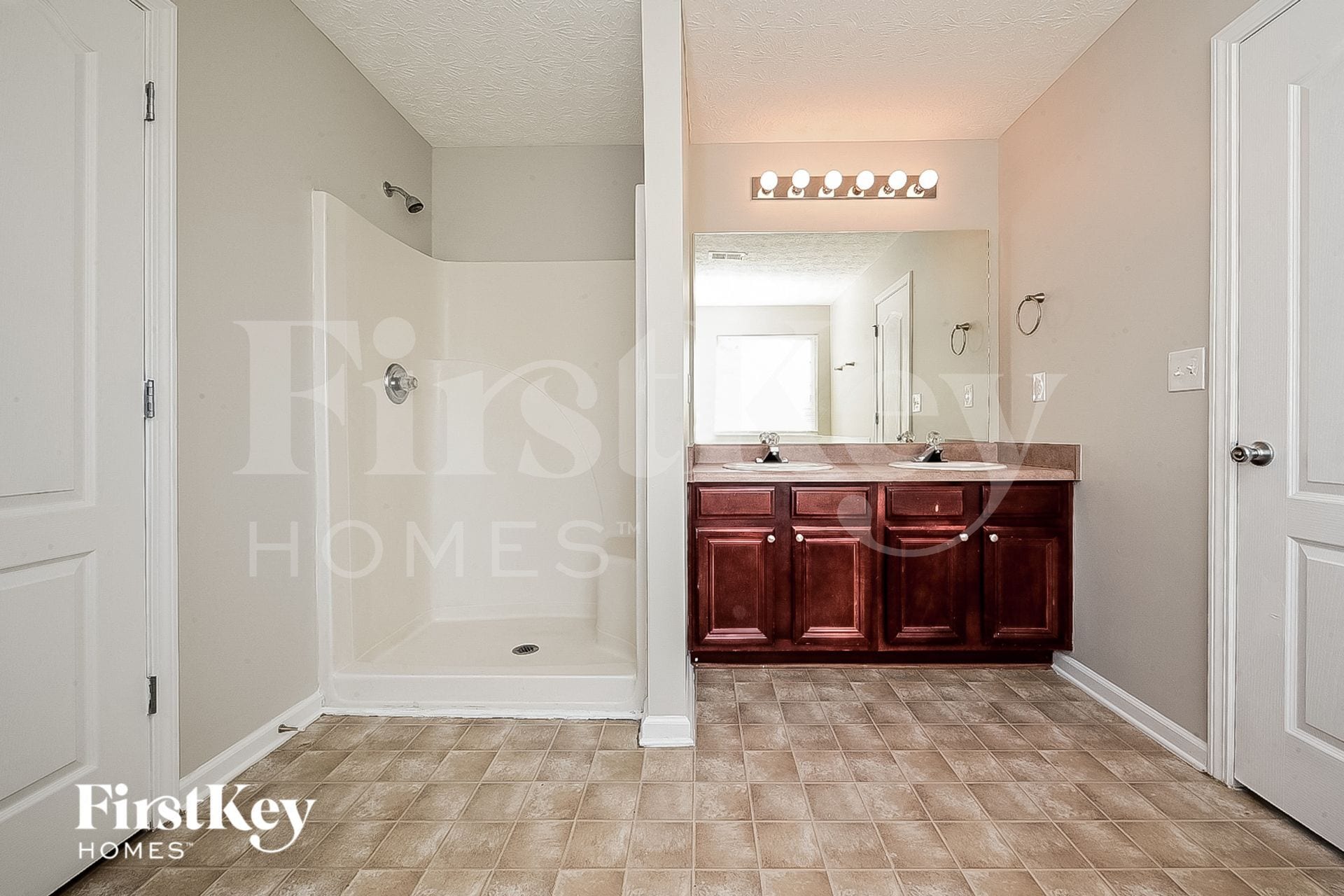 Building Photo - 180 Heaton Dr