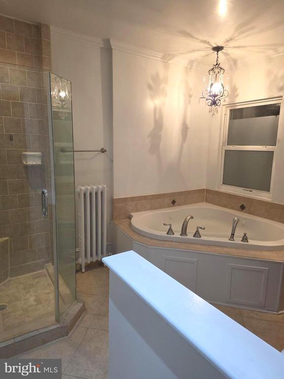 Building Photo - 1513 Van Buren St NW