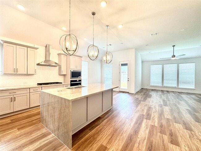 Building Photo - 25310 Framlingham Dr