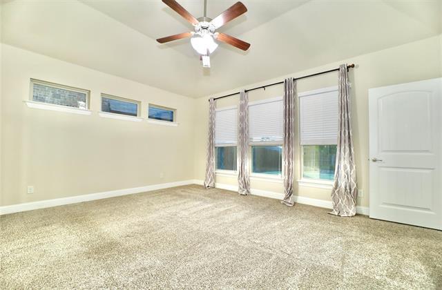 Building Photo - 5705 Petunia Ln