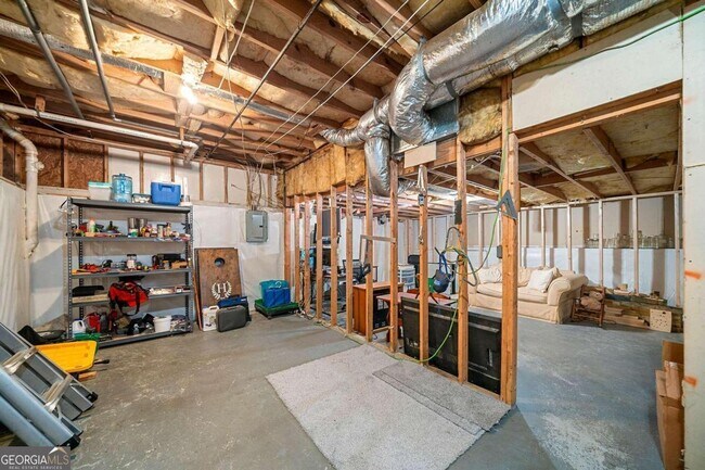 Building Photo - 200 Dogwood Trail