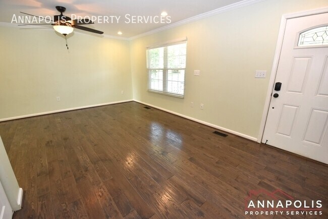 Building Photo - 324 Windell Ave