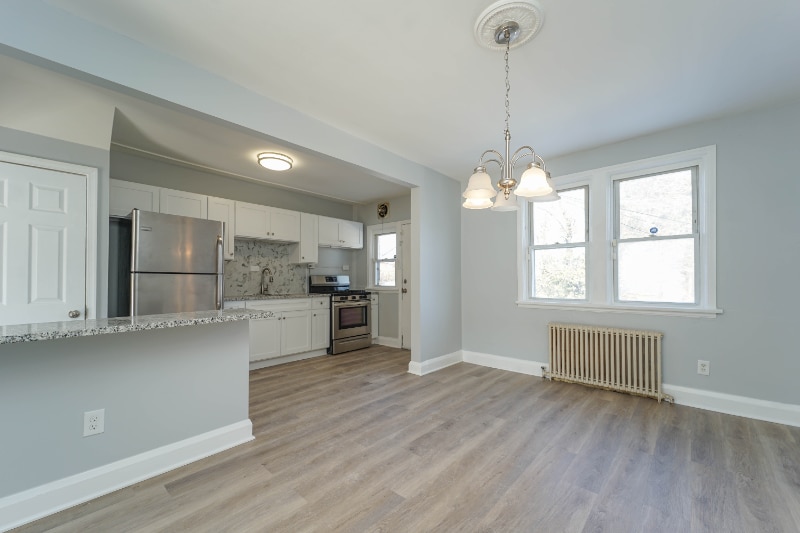 Building Photo - 809 Braeside Rd