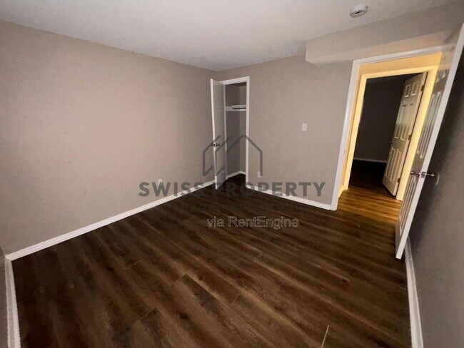 Building Photo - 3717 Beulah Rd