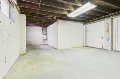 Building Photo - 34 Alice St