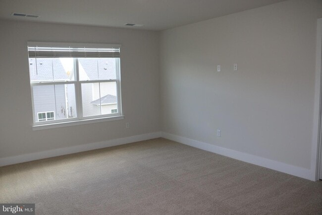 Building Photo - 218 Munsee Cir