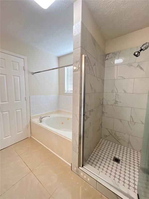 Building Photo - 1418 Brookside Manor Ct