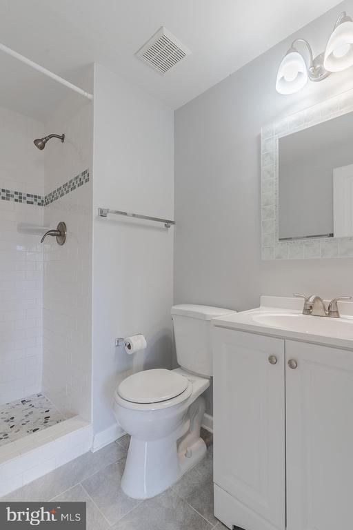 Building Photo - 14405 Black Horse Ct