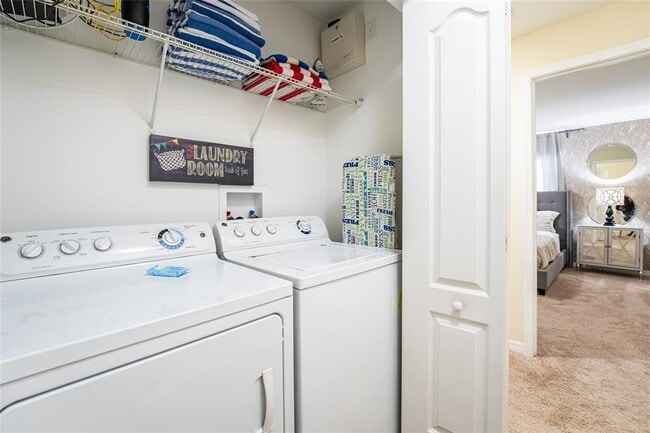 Building Photo - 8879 Candy Palm Rd