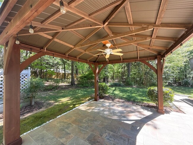 Building Photo - 13930 Idlewild Rd