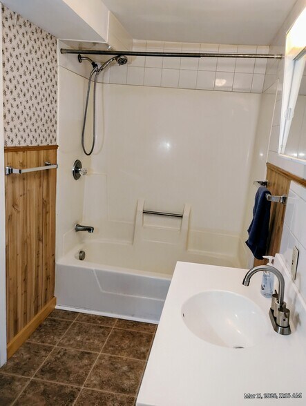 Charming. - 44 Coolidge St
