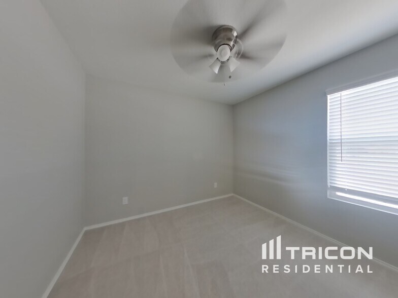 Building Photo - 11859 Mancos Trl