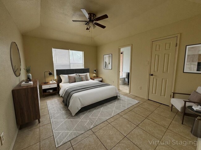 Building Photo - 110 James Loop