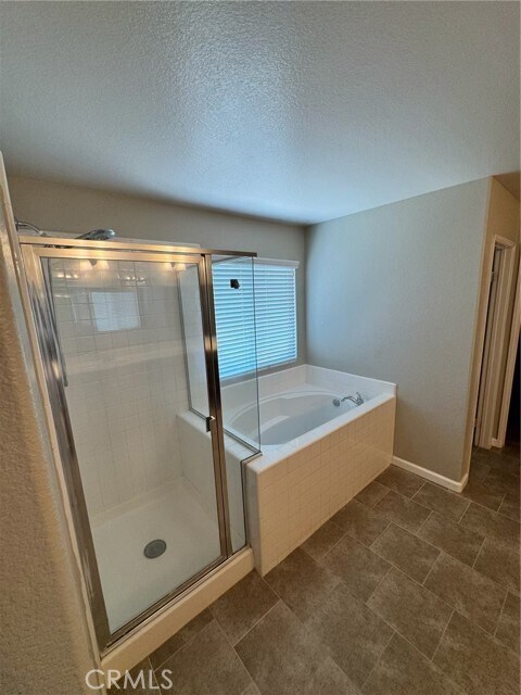 Building Photo - 38422 Clearbrook Dr