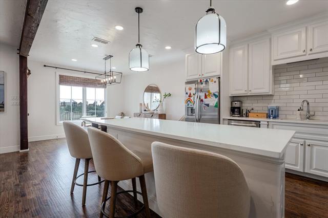 Building Photo - 1653 Scenic Dr