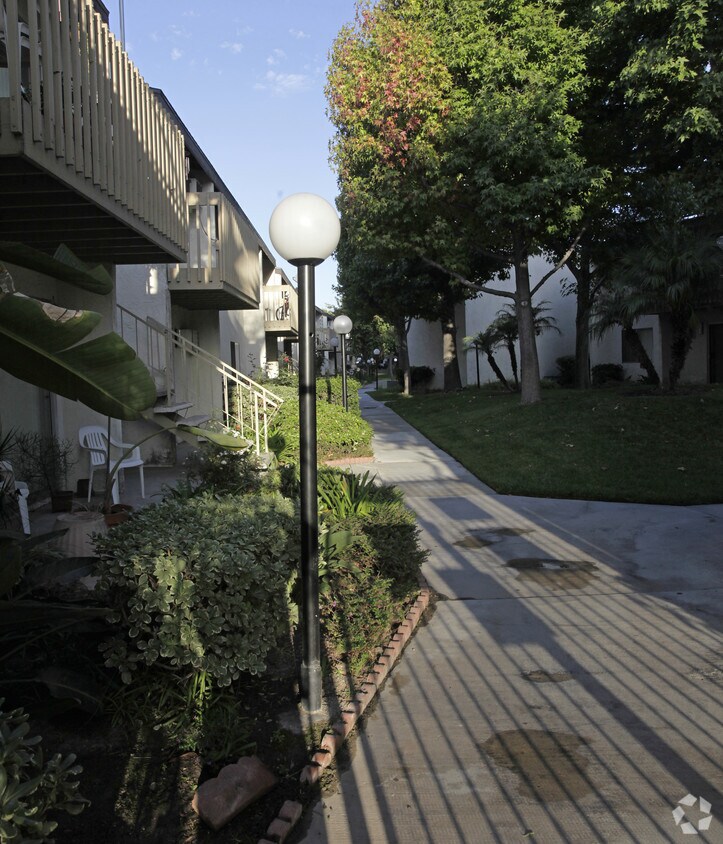 Apartments Under 1600 In Fullerton Ca Rentcafe