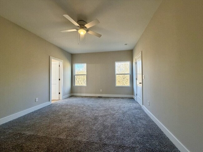 Building Photo - 75 Woodsdale Pl SE