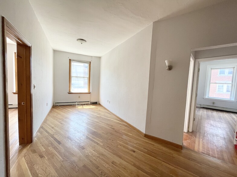 Building Photo - 259 North St