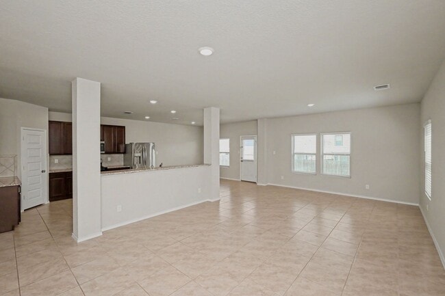 Building Photo - Spacious 2-Story Home w/ Open Floor Plan & Private Yard – St. Hedwig