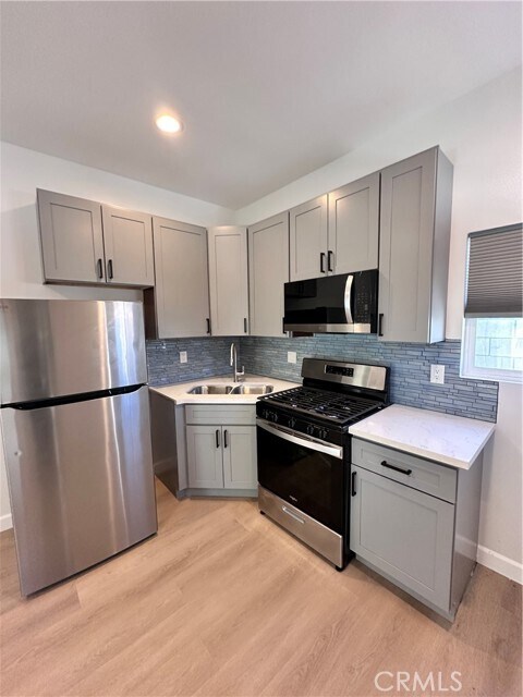 Building Photo - 24375 Robie Ct