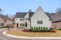 Building Photo - 455 Oma Cove