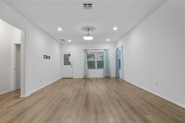 Building Photo - 148 Rowdy Yates Wy