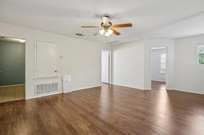Building Photo - 13413 Lismore Ln