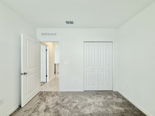 Building Photo - 1240 Tyler Lp