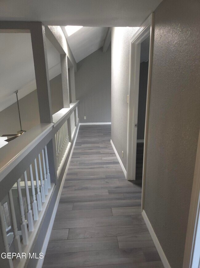 Building Photo - 4629 Loma Grande Dr