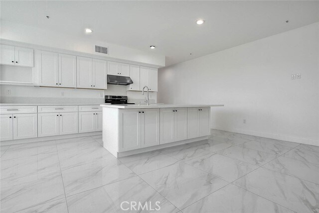 Building Photo - 7341 9th St