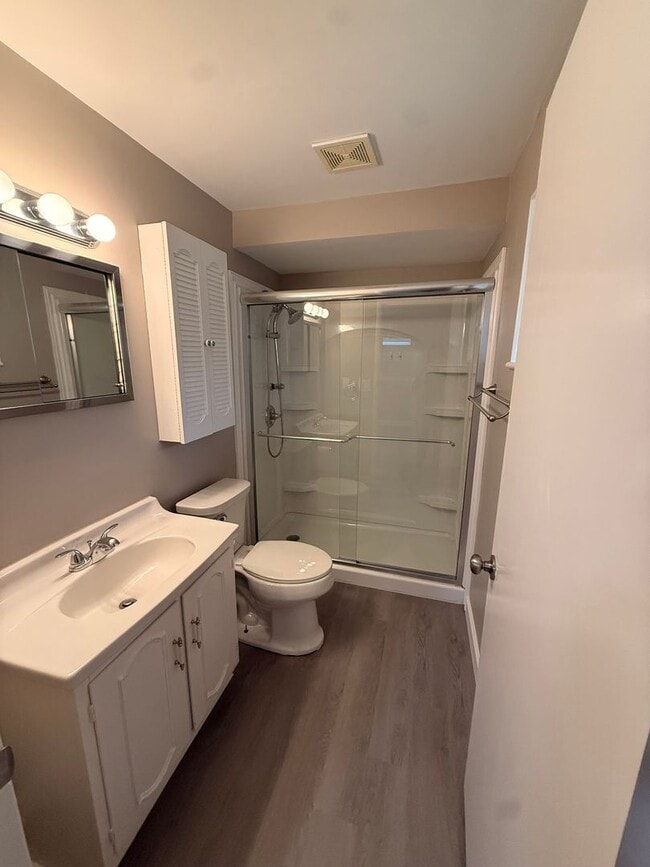 Building Photo - 4320 Harbison St