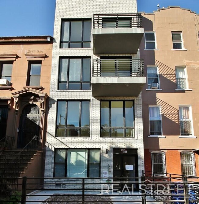 Building Photo - Stunning New 2 Bed 2 Bath in Bed Stuy Cond...