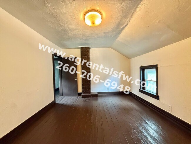 Building Photo - 3 Bedroom House - Section 8 OK!